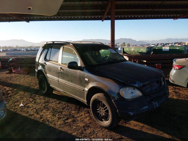 Mercedes-Benz M-Class Image 4