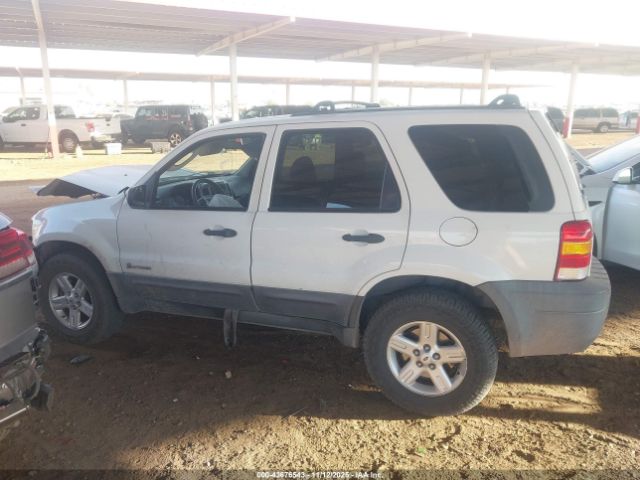 Ford Escape Image 11