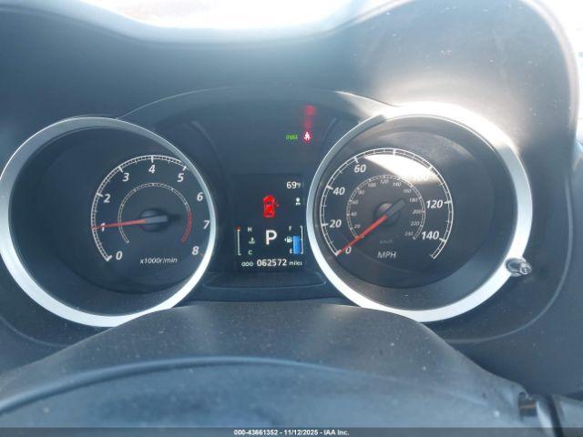 Mitsubishi Lancer Image 7