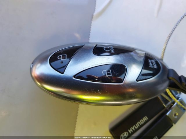 Hyundai ELANTRA Sel Image 10