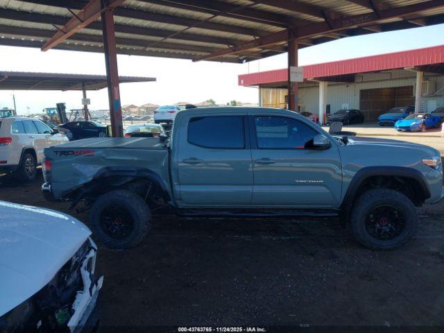 Toyota Tacoma Trd Off Road Image 11