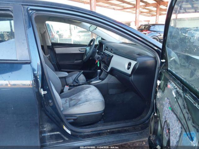 Toyota Corolla Le Image 14