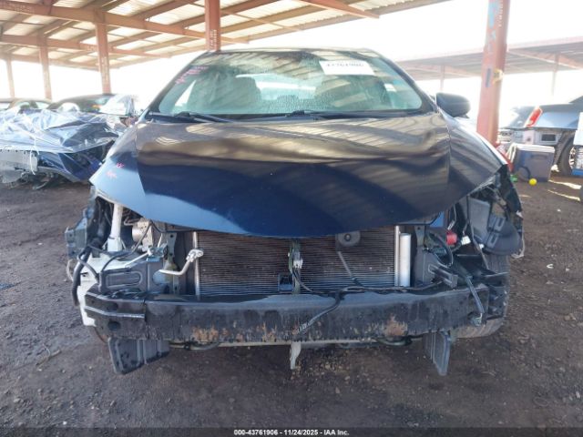 Toyota Corolla Le Image 11