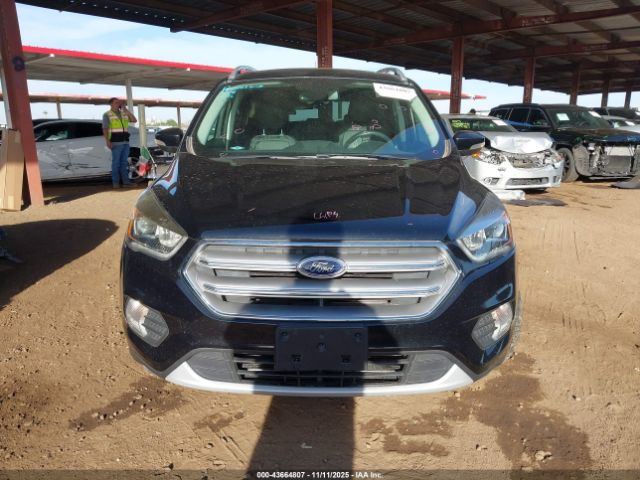 Ford Escape Titanium Image 8