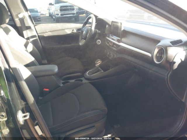 Kia Forte Lxs Image 12