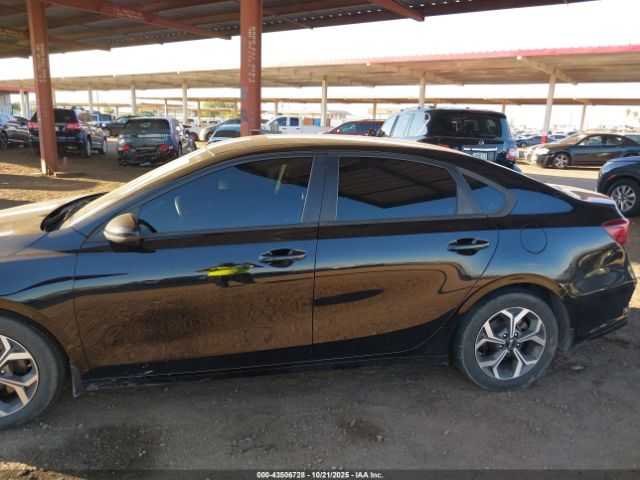 Kia Forte Lxs Image 3