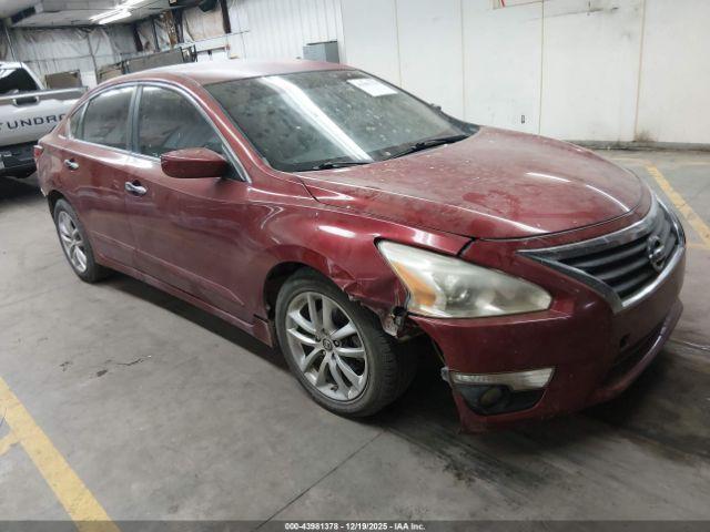  Salvage Nissan Altima