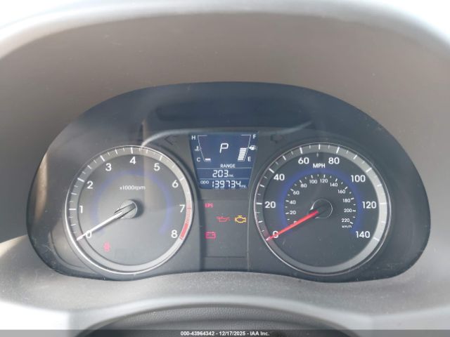 Hyundai ACCENT Gls Image 14