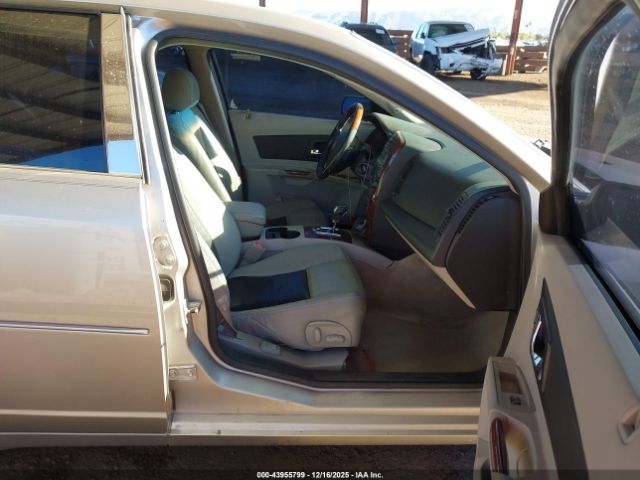 Cadillac CTS Standard Image 7