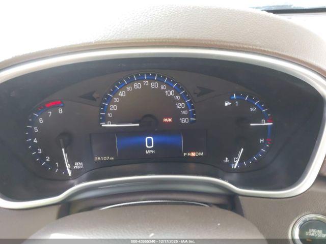 Cadillac SRX Premium Collection Image 2