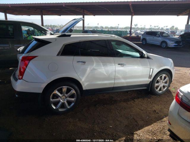 Cadillac SRX Premium Collection Image 6