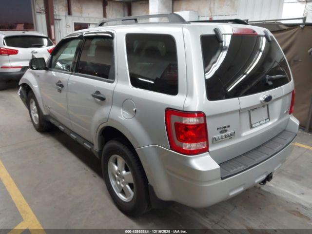 Ford Escape Xlt Image 3
