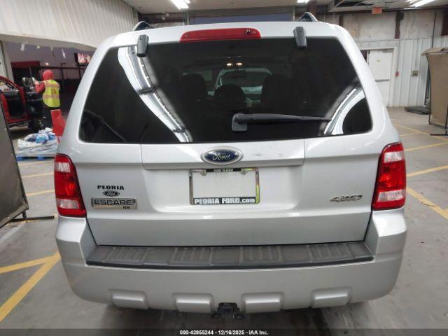 Ford Escape Xlt Image 9