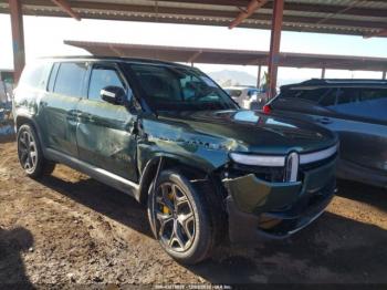  Salvage Rivian R1s