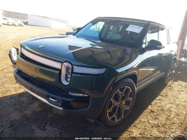 Rivian R1s Launch Edition Image 12