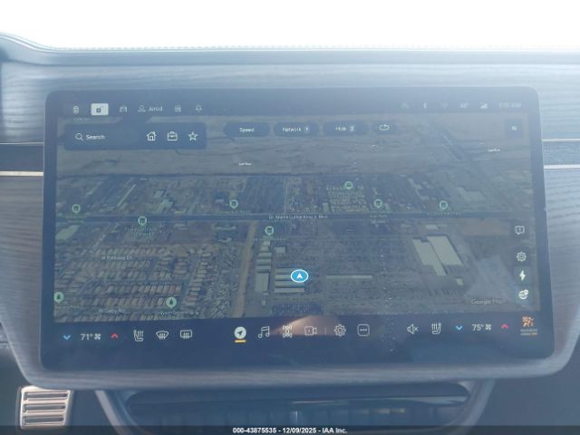 Rivian R1s Launch Edition Image 7