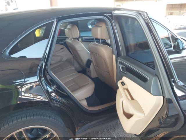 Porsche Macan Image 15