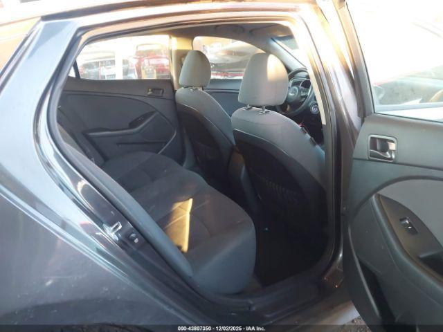 Kia Optima Lx Image 5