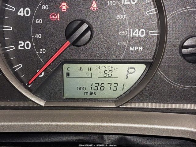 Toyota RAV4 Le Image 16