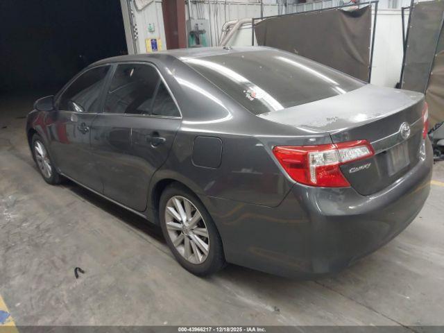 Toyota Camry Xle Image 4