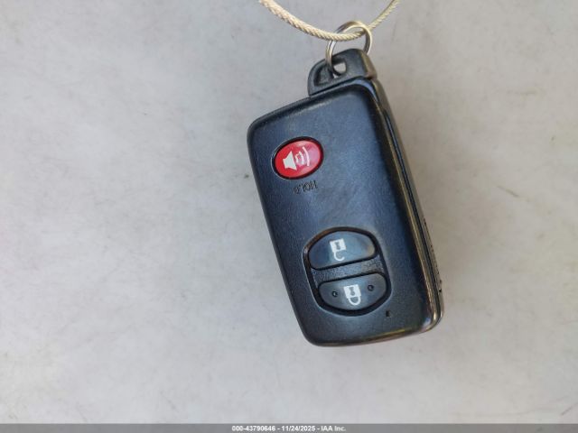 Toyota Prius Ii Image 3