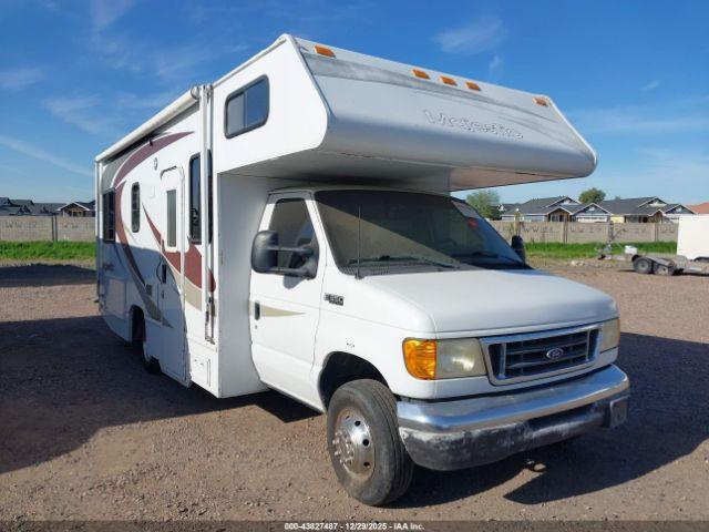 Ford E-350 Standard Image 8