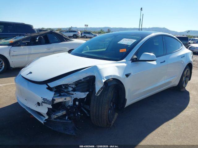 Tesla Model 3 Rear-wheel Drive Image 7