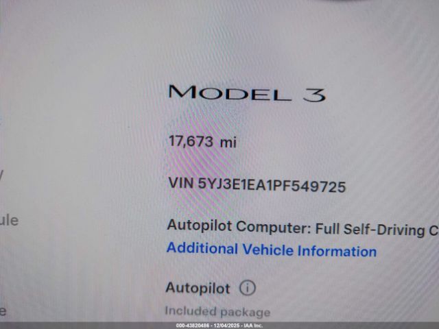 Tesla Model 3 Rear-wheel Drive Image 17