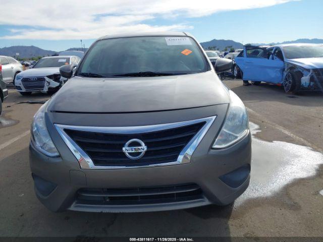 Nissan Versa 1.6 Sv Image 9