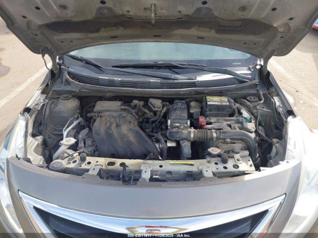 Nissan Versa 1.6 Sv Image 11