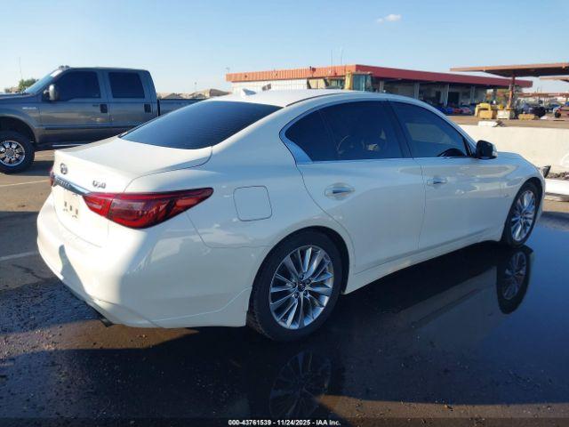 INFINITI Q50 3.0t Luxe Image 6