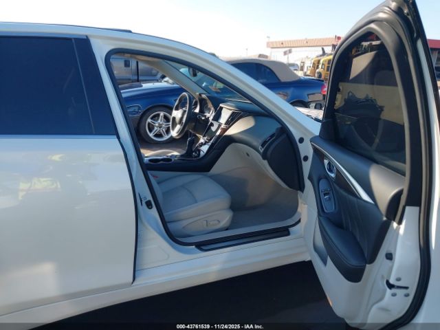 INFINITI Q50 3.0t Luxe Image 4