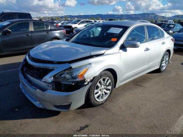 Nissan Altima 2.5 S Image 2