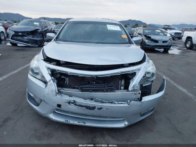 Nissan Altima 2.5 S Image 9