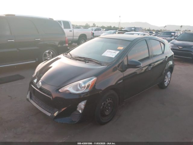 Toyota Prius c Two Image 17