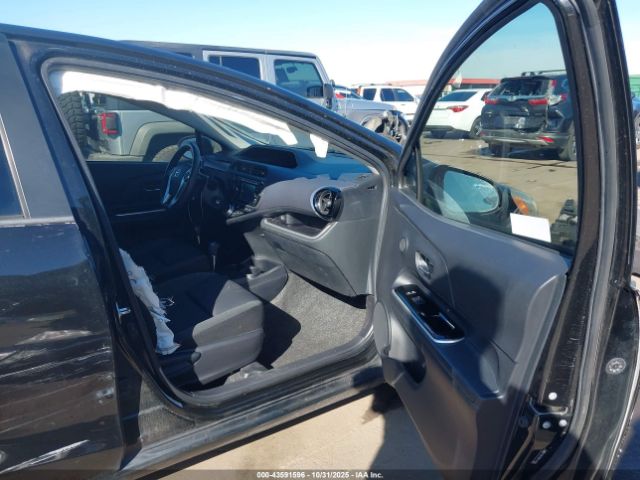 Toyota Prius c Two Image 10