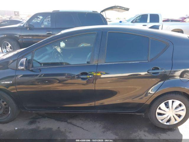 Toyota Prius c Two Image 13