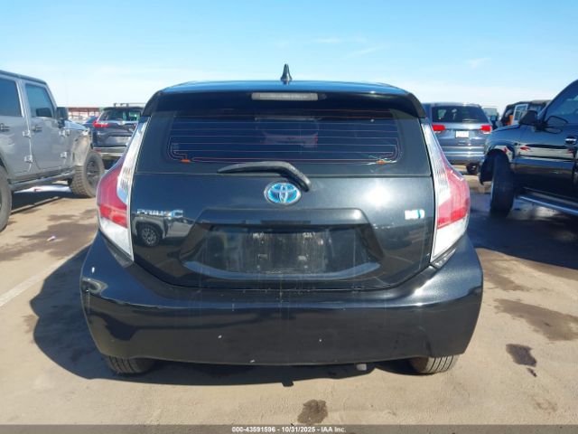 Toyota Prius c Two Image 14