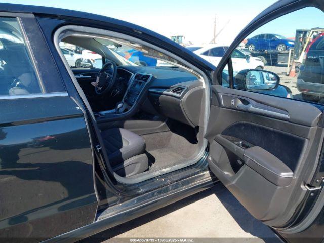 Ford Fusion Se Image 5