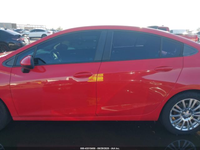 Chevrolet Cruze Ls Auto Image 13