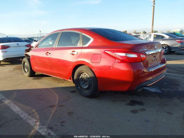 Nissan Altima 2.5 S Image 5