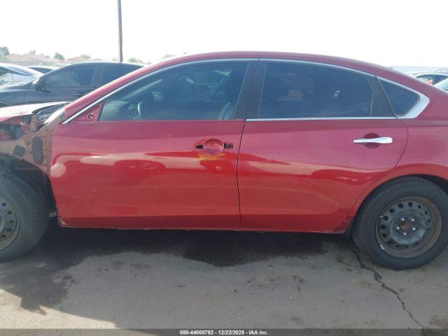 Nissan Altima 2.5 S Image 14