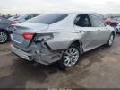 Toyota Camry Le Image 14