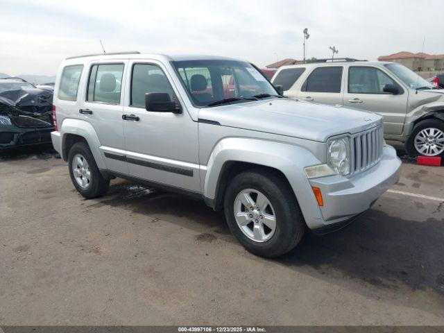  Salvage Jeep Liberty