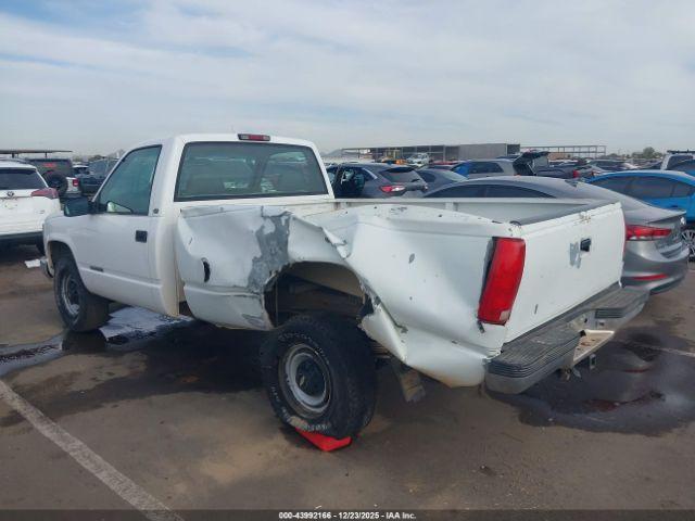 Chevrolet C2500 Cheyenne Image 13