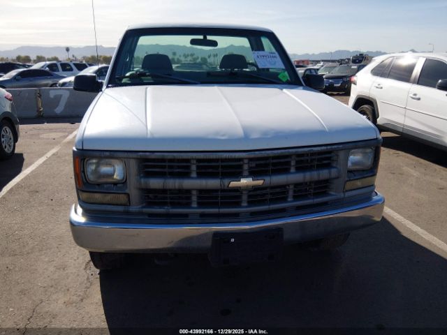 Chevrolet C2500 Cheyenne Image 6