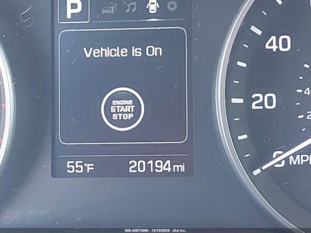 Hyundai ELANTRA Value Edition Image 17