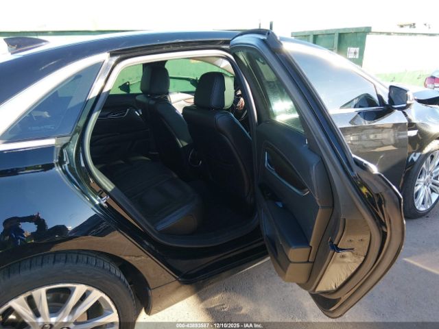 Cadillac XTS Luxury Image 8