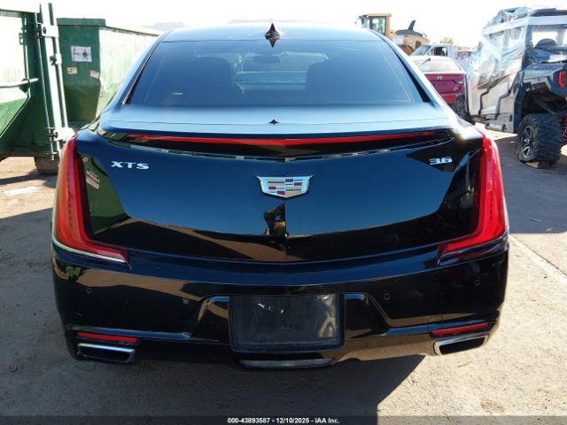 Cadillac XTS Luxury Image 12