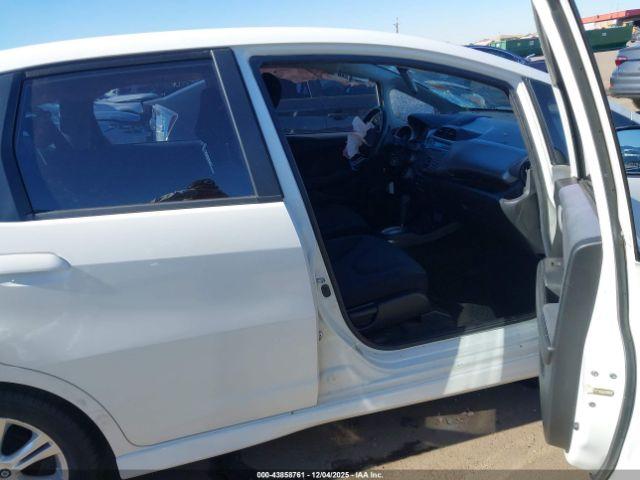 Honda Fit Sport Image 8